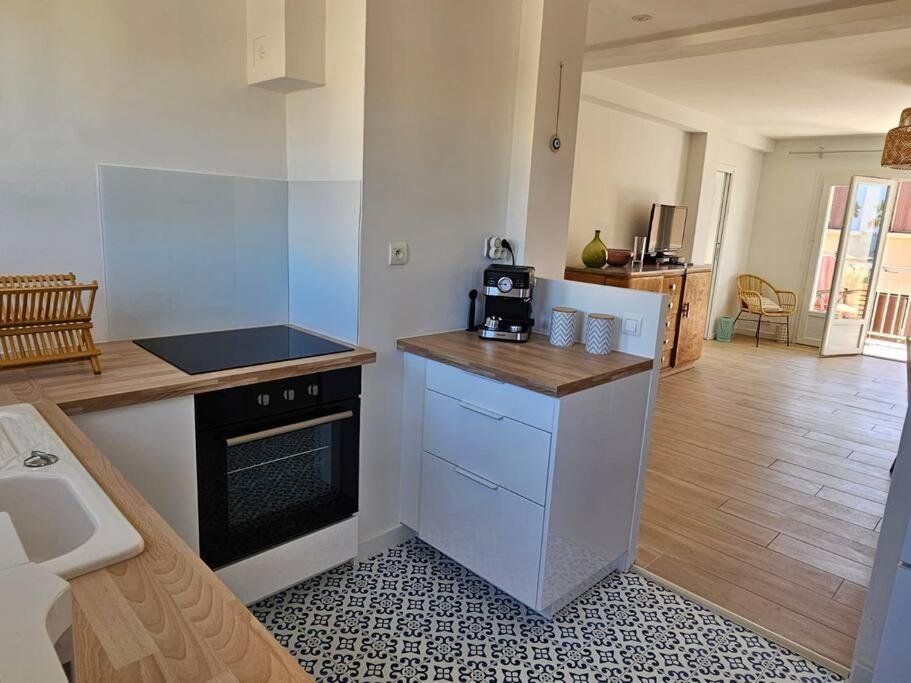 Tres Bel Appartement Vue Mer Six-Fours-les-Plages Exterior photo